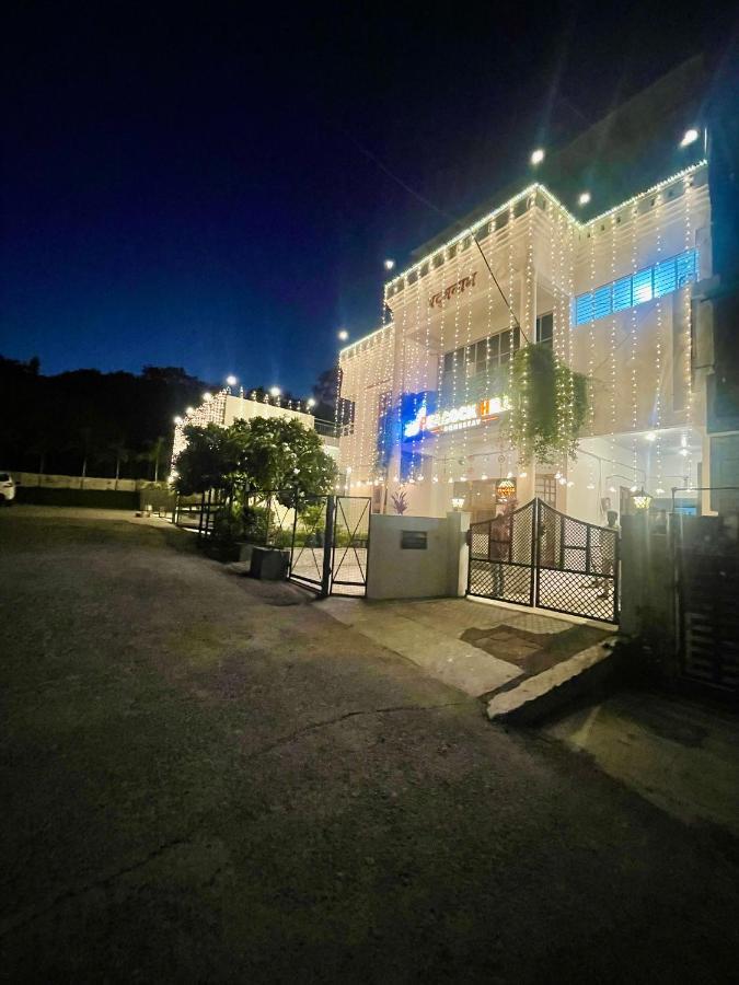 Peacock Hill Homestay بوبال المظهر الخارجي الصورة